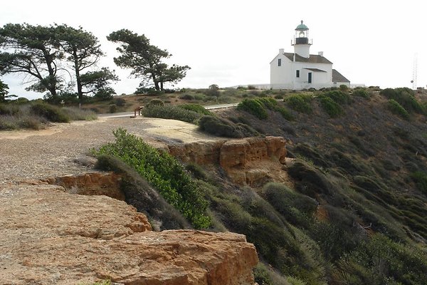 CabrilloLightHouse08