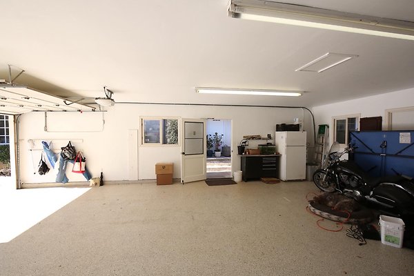 Biddle-Garage