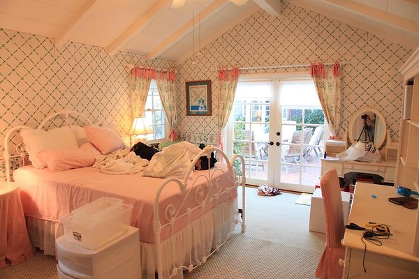 PinkRoom